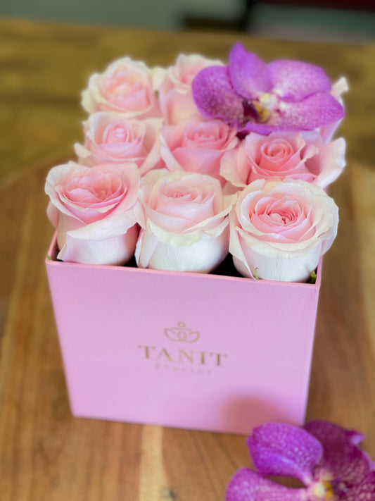 Flower Box - The Charmer Tanit Florist