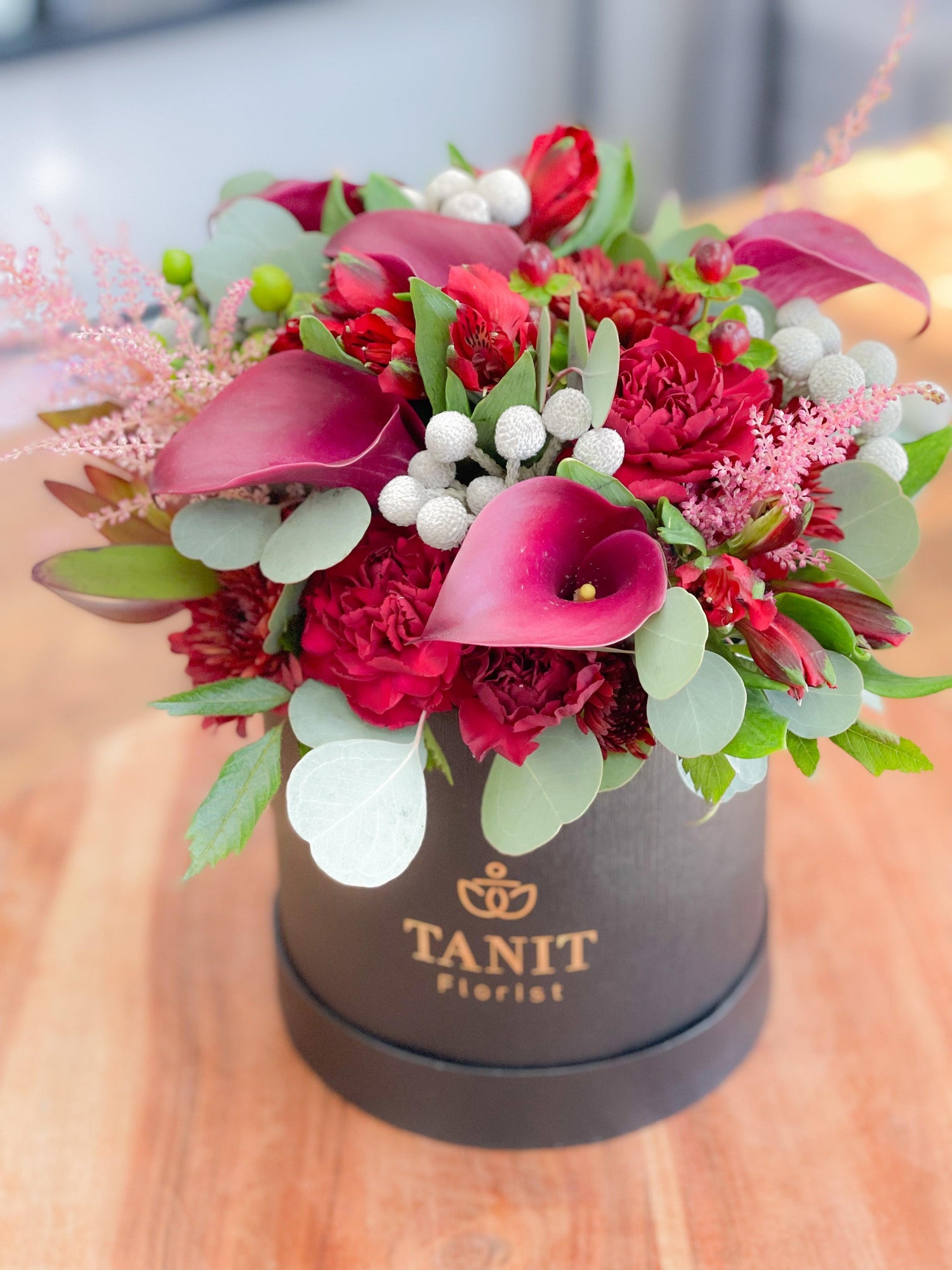 Flower Box - The Majesty Tanit Florist
